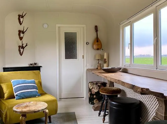 Slapen Tussen De Schapen In Pipowagen De Ome Jan 营地 *